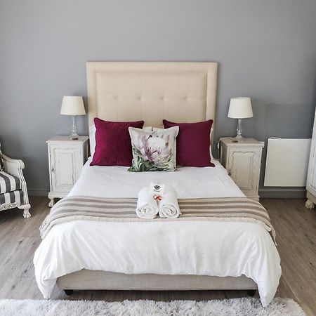 Namaste Spacious Studio Apartment ลางเงอบาน ภายนอก รูปภาพ