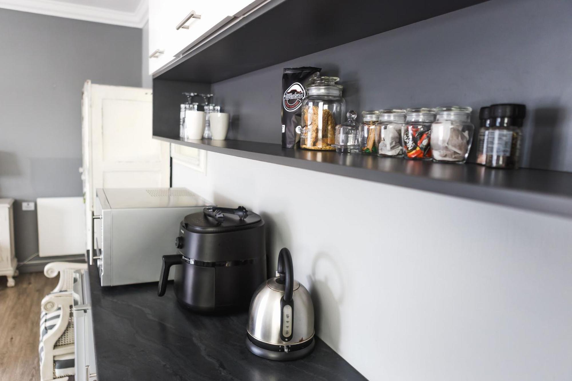 Namaste Spacious Studio Apartment ลางเงอบาน ภายนอก รูปภาพ